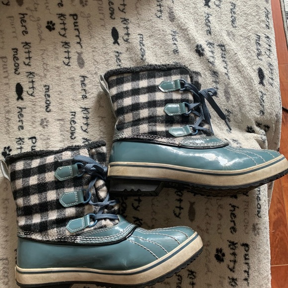 Vintage Sketchers thinsulate woman’s boots size 8 “one of a kind” - Picture 4 of 16